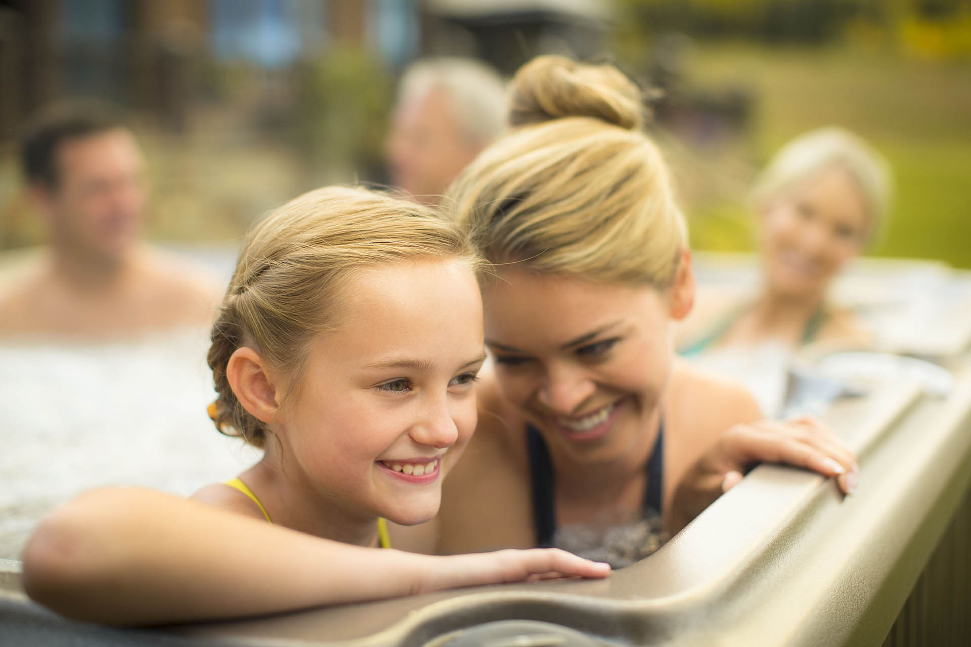 7 Ways a Premier Hot Tub Dealer Can Make Your Life Better